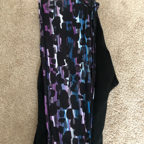 Full length FABLETICS leggings - Picture 3 of 3